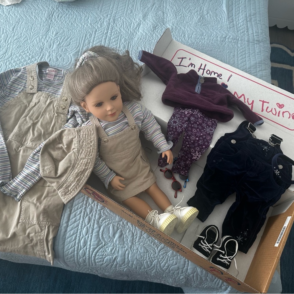 My Twinn doll and accessories - EUC